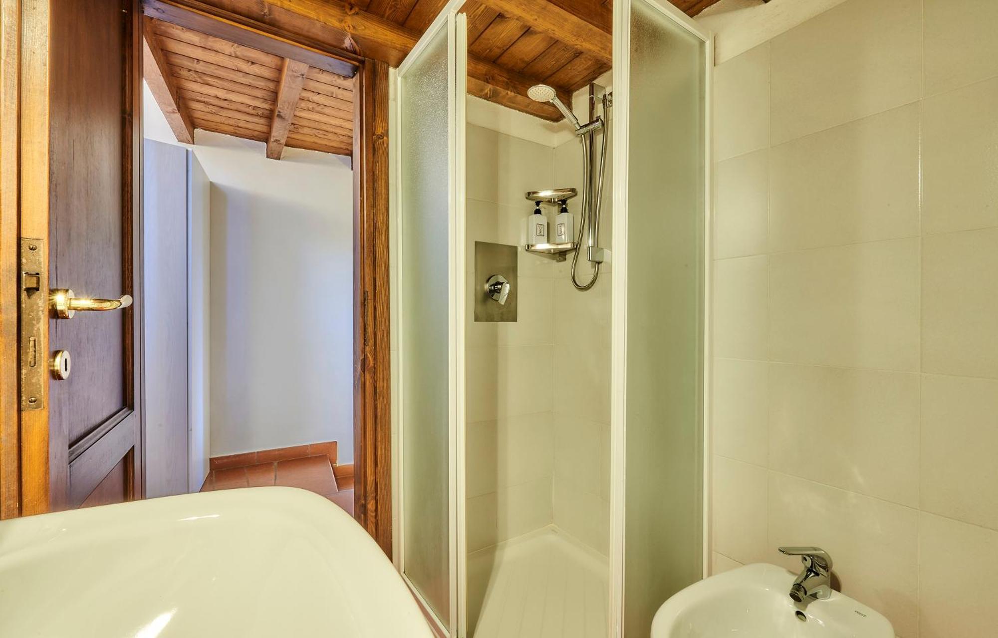 Il Mulino Lägenhet Varenna Exteriör bild